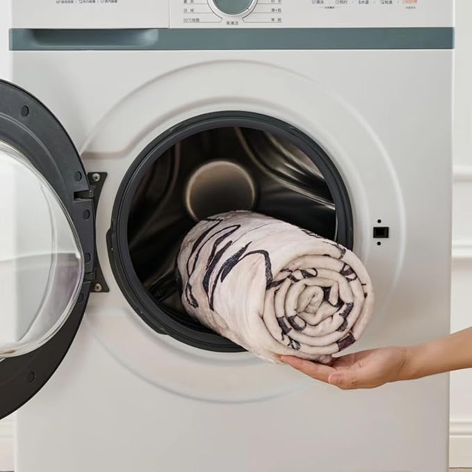 Lussena Wedding Anniversary Blanket Gifts for Him Her, Romantic Couples Throw for Wife Husband Girlfriend Boyfriend, I Love You Gift, Engagement Birthday Present, 50x60 Inch Flannel