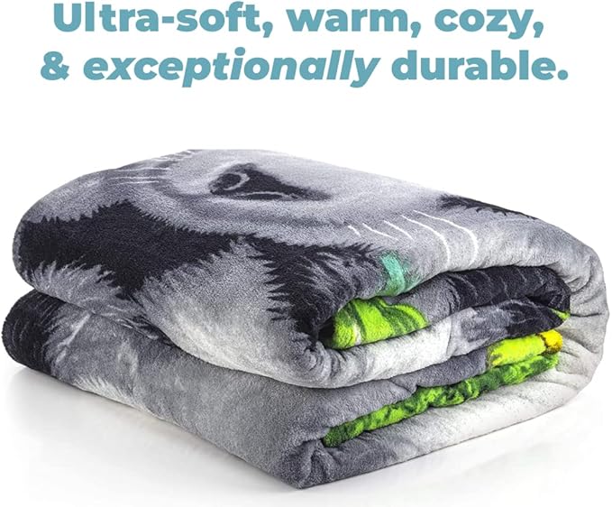 Dawhud Direct Precious Pandas Fleece Blanket for Bed, 75" x 90" Queen Size Panda Fleece Throw Blanket for Women, Men and Kids - Super Soft Plush Panda Blanket Throw