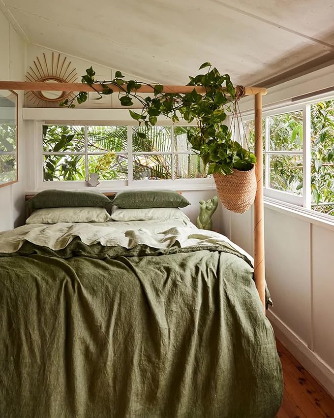 Bed Threads - Linen Pillowcases - 100% French Flax Linen - Luxury & Eco-Friendly - Breathable, Natural & Soft - Envelope Opening - Machine Washable - Standard Size - 30” x 20” - Set of 2 - Sage