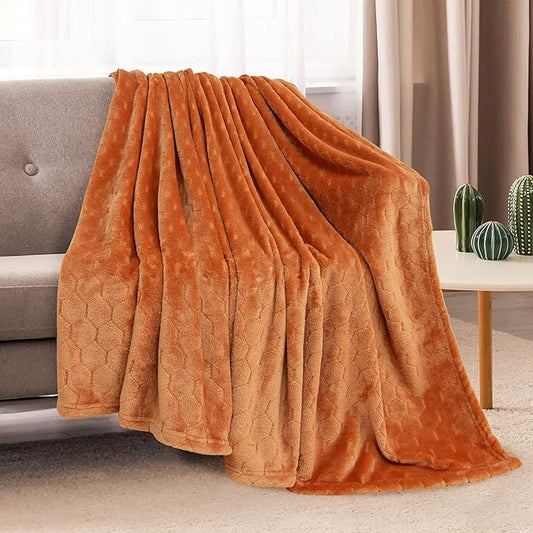 TOONOW Fleece Blanket Super Soft Cozy Throw Blanket 50" x 60", Lightweight Fuzzy Comfy Textured Flannel Blanket Warm Plush Throw Blankets for Couch, Sofa, Bed, Pumpkin