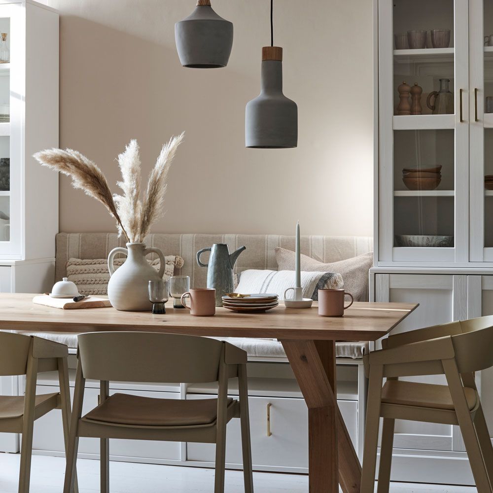 Comfortable Dining for Everyday Moments