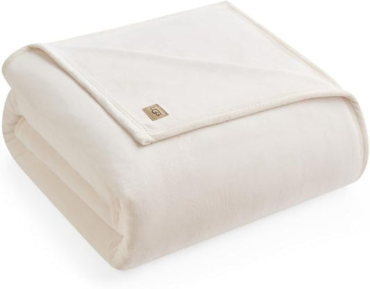 UGG Coco Twin Fleece Blanket for Bed – Luxury Cozy Room Decor, Soft Warm Winter Bedding, Heavy Blanket & White Christmas Decor, Gifts for Teens and Women – White, Snow