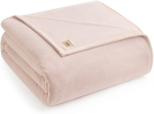 UGG Coco Twin Fleece Blanket for Bed – Luxury Cozy Room Decor, Soft Warm Winter Bedding, Heavy Blanket & White Christmas Decor, Gifts for Teens and Women – Pink