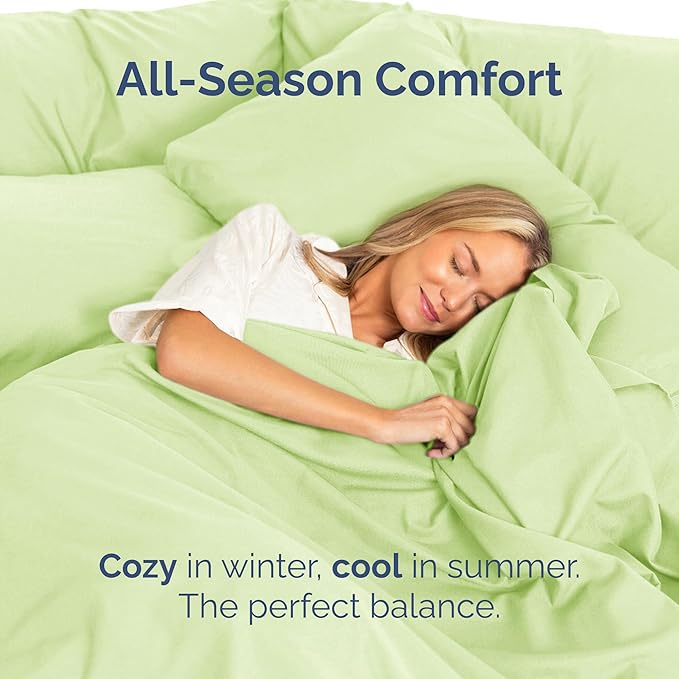 Cal King Size Flat Sheet - Hotel Quality Top Flat Bed Sheet Only - Ultra-Soft, Breathable & Cooling - Fade & Wrinkle Free - Easy-Care, Stain and Shrink Resistant Bedding - Oeko-Tex - Light Sage Green