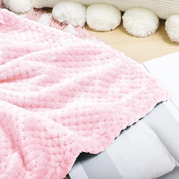 Exclusivo Mezcla Fleece Throw Blanket, Super Soft and Warm Blankets for Couch, Sofa and Bed Waffle Textured, Cozy, Fuzzy and Lightweight (Light Pink, 40x50 Inches)