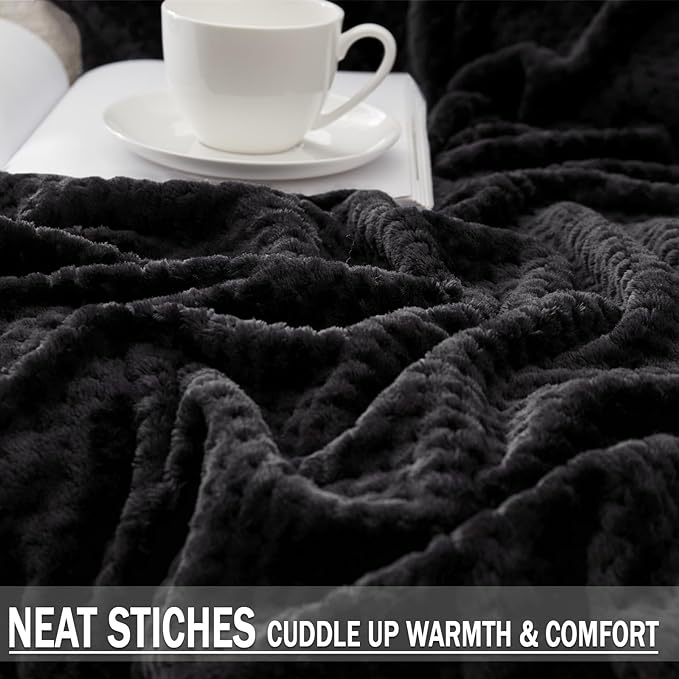 Exclusivo Mezcla Fleece Throw Blanket Extra Large, Super Soft and Warm Blankets for Couch, Sofa and Bed Waffle Textured, Cozy, Fuzzy and Lightweight (Black, 50x70 Inches)