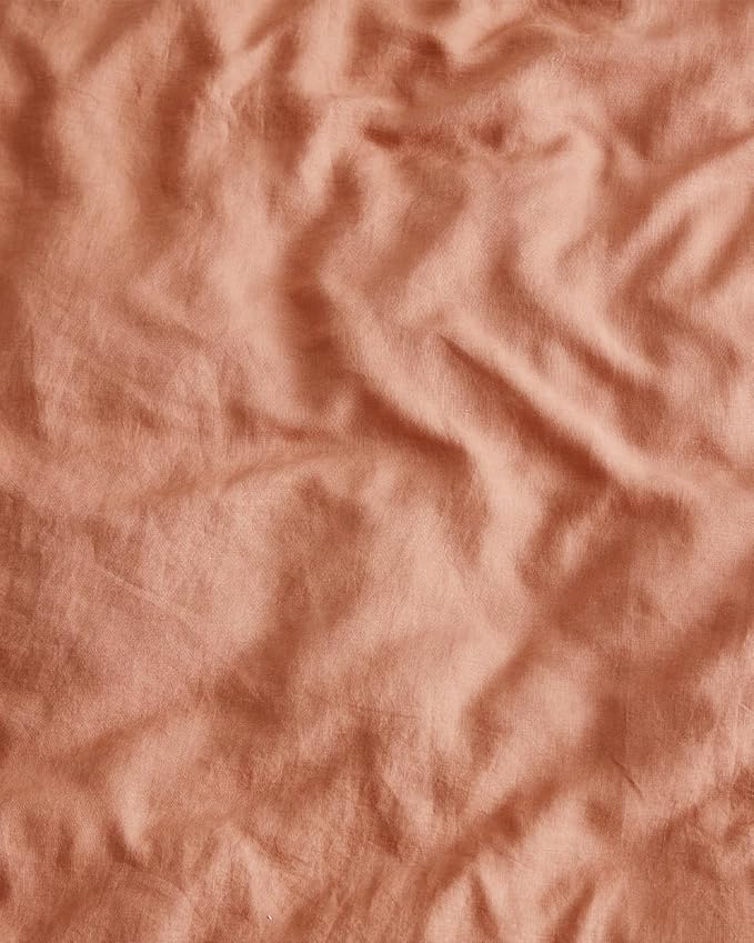 Bed Threads - Linen Pillowcases - 100% French Flax Linen - Luxury & Eco-Friendly - Breathable, Natural & Soft - Envelope Opening - Machine Washable - European Size - 26” x 26” - Set of 2 - Hazelnut