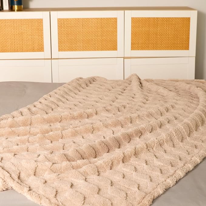 BYKOSY Checkered Fleece Throw Blankets-Cozy Fluffy Soft Lightweight Luxury Blanket for Travel, Sofa, Couch, Bed & Car, Gifts for Teen Girls, Women and Men, Home and Dorm Decor, Beige, 50" x 70"