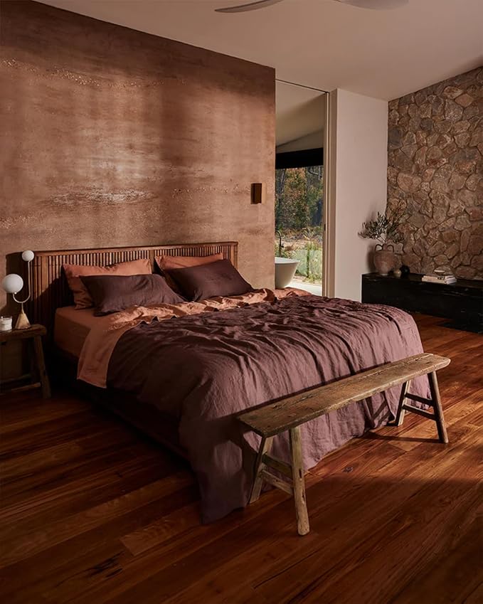 Bed Threads - Linen Pillowcases - 100% French Flax Linen - Luxury & Eco-Friendly - Breathable, Natural & Soft - Envelope Opening - Machine Washable - Standard Size - 30” x 20” - Set of 2 - Hazelnut