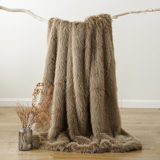 BATTILO HOME Luxury Fluffy Tan Faux Fur Throw Blanket, Super Soft Cozy Warm Fur Blanket for Couch, Sofa, Chair, Bed, Plush Fuzzy Fur Throws with Long Pile, 50"x60"