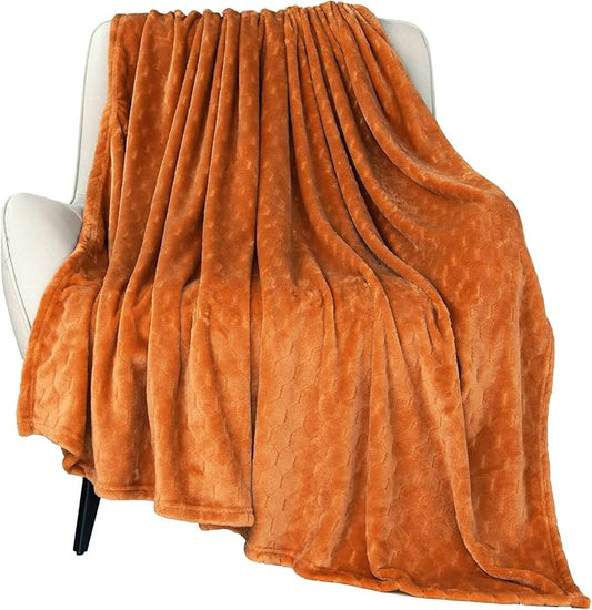 TOONOW Fleece Blanket Super Soft Cozy Throw Blanket 50" x 60", Lightweight Fuzzy Comfy Textured Flannel Blanket Warm Plush Throw Blankets for Couch, Sofa, Bed, Pumpkin