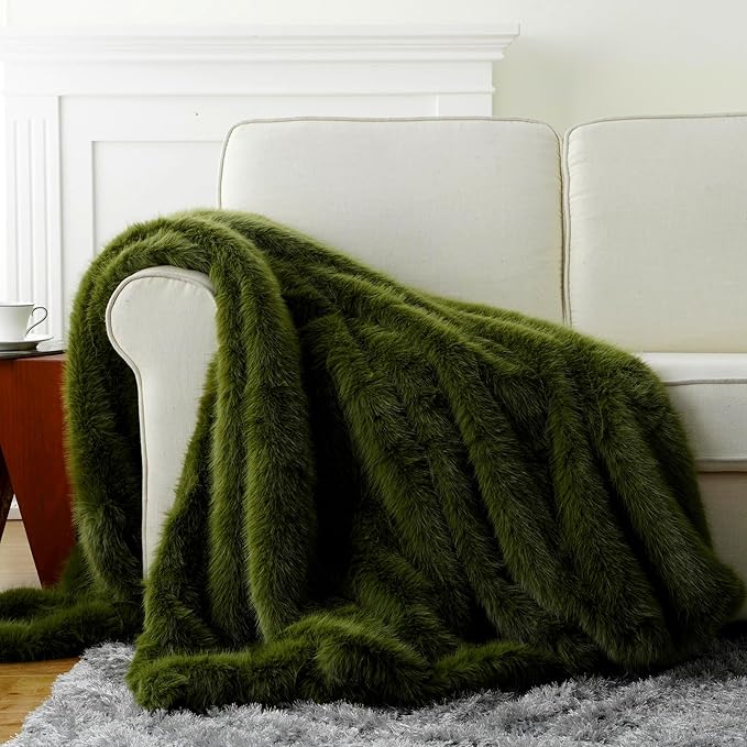 BATTILO HOME Luxury Fluffy Green Faux Fur Throw Blanket, Cozy Warm Fur Blanket for Couch, Sofa, Chair, Bed, Plush Fuzzy Fur Throws with Long Pile, 60"x80"