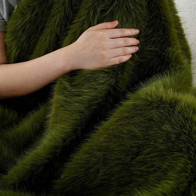 BATTILO HOME Luxury Fluffy Green Faux Fur Throw Blanket, Cozy Warm Fur Blanket for Couch, Sofa, Chair, Bed, Plush Fuzzy Fur Throws with Long Pile, 60"x80"