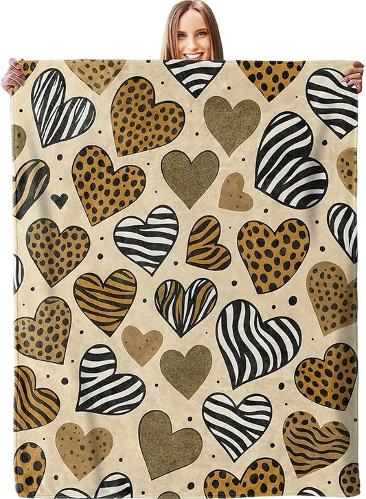 Leopard Print Heart Blanket, Soft Lightweight Warm Cozy Flannel 60×50 inch Throw Blanket for Couch, Travel, Bed, Outdoor, Gifts for Women Men Adults Kids