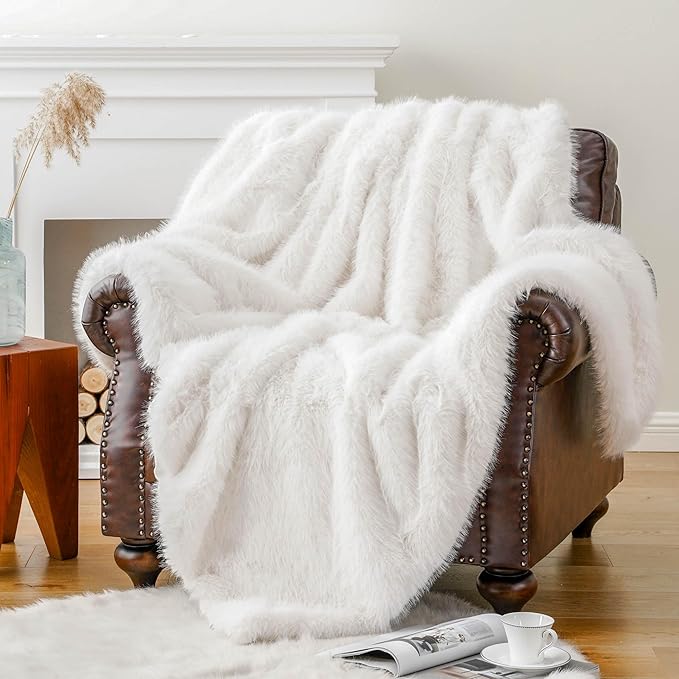 BATTILO HOME Luxury White Faux Fur Throw Blanket, Fluffy Cozy Soft Warm Fur Blanket for Couch, Sofa, Chair, Bed, Plush Fuzzy Fur Throws with Long Pile, 50"x60"(Ivory)