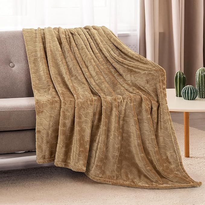 TOONOW Fleece Bed Blanket Queen Size 90x90 inches, Super Soft Fluffy Fuzzy Plush Blanket Geometric Pattern Cozy Microfiber Flannel Blankets for Couch, Bed, Sofa, Camel
