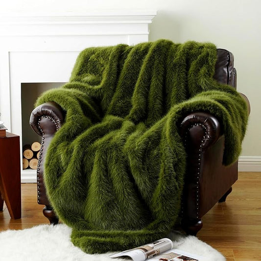 BATTILO HOME Luxury Fluffy Green Faux Fur Throw Blanket, Cozy Warm Fur Blanket for Couch, Sofa, Chair, Bed, Plush Fuzzy Fur Throws with Long Pile, 50"x60"