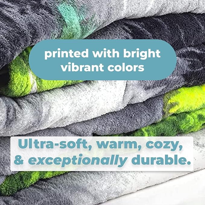 Dawhud Direct Precious Pandas Fleece Blanket for Bed, 75" x 90" Queen Size Panda Fleece Throw Blanket for Women, Men and Kids - Super Soft Plush Panda Blanket Throw