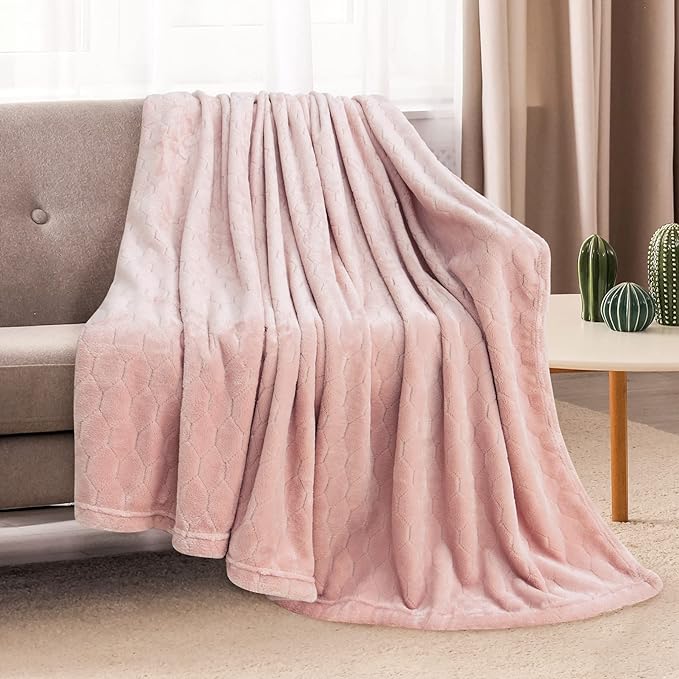 TOONOW Fleece Blanket Super Soft Cozy Throw Blanket 50" x 60", Lightweight Fuzzy Comfy Textured Flannel Blanket Winter Warm Plush Throw Blankets for Couch, Sofa, Bed, Light Pink