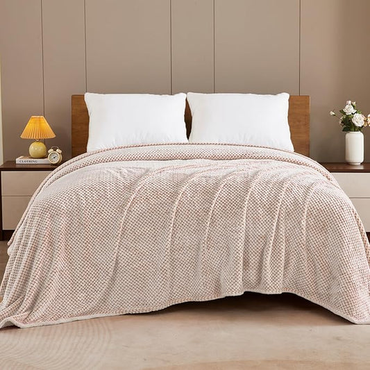 Exclusivo Mezcla Fleece Bed Blanket King Size, Super Soft and Warm Blankets for Couch, Sofa and Bed Waffle Textured, Cozy, Fuzzy and Lightweight (Mixed Camel, 90x104 Inches)