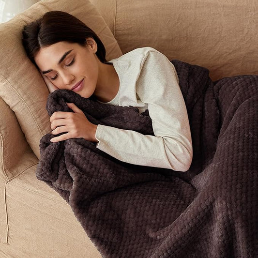 Exclusivo Mezcla Fleece Bed Blanket King Size, Super Soft and Warm Blankets for Couch, Sofa and Bed Waffle Textured, Cozy, Fuzzy and Lightweight (Coffee, 90x104 Inches)